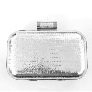 Miztique small hard clutch snake embossed silver